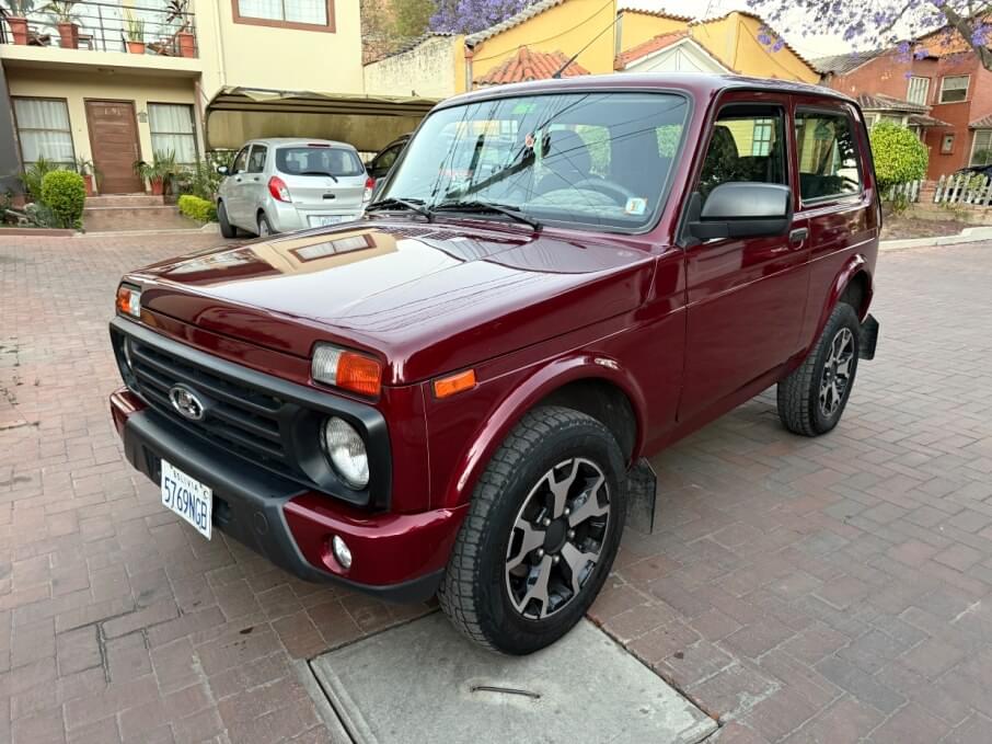 LADA NIVA 2022 51.000 Kms.