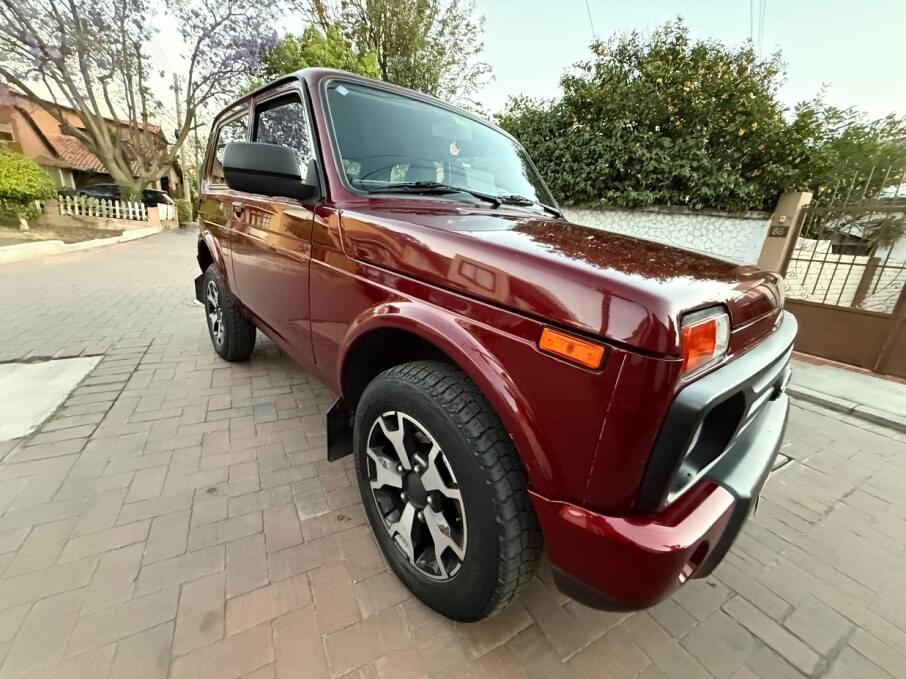 LADA NIVA 2022 51.000 Kms.