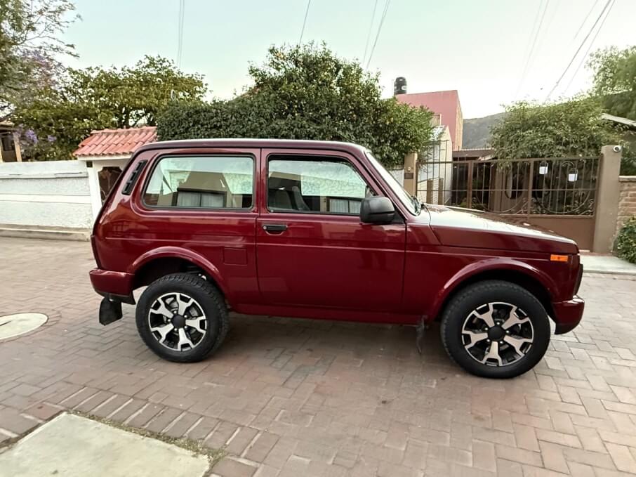 LADA NIVA 2022 51.000 Kms.