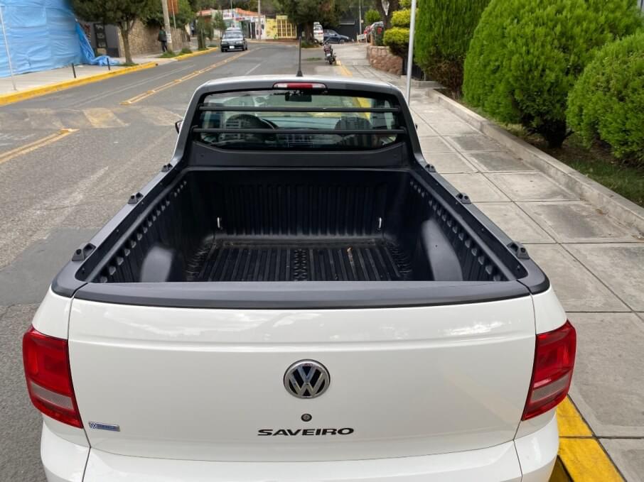 VOLKSWAGEN SAVEIRO 2023 10.800 Kms.