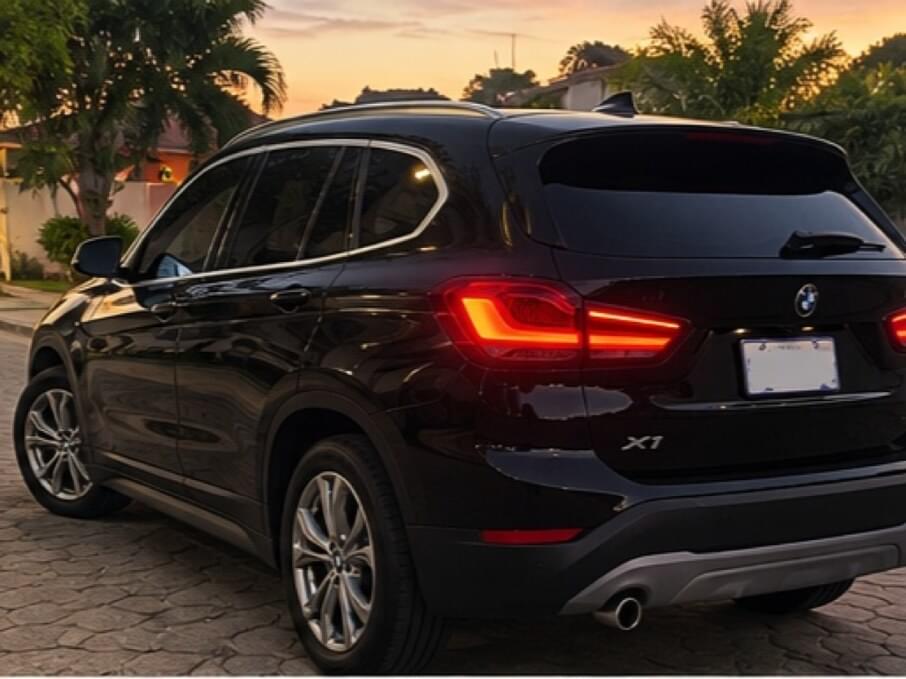BMW X1 2020 80.000 Kms.