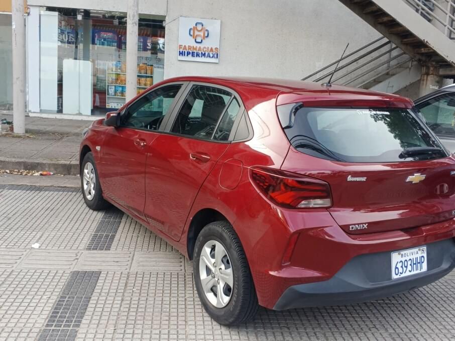 CHEVROLET ONIX 2024 20.300 Kms.
