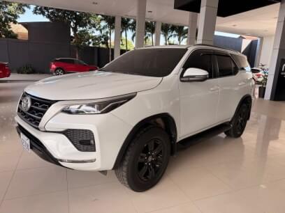 TOYOTA FORTUNER 2023 35.532 Kms.
