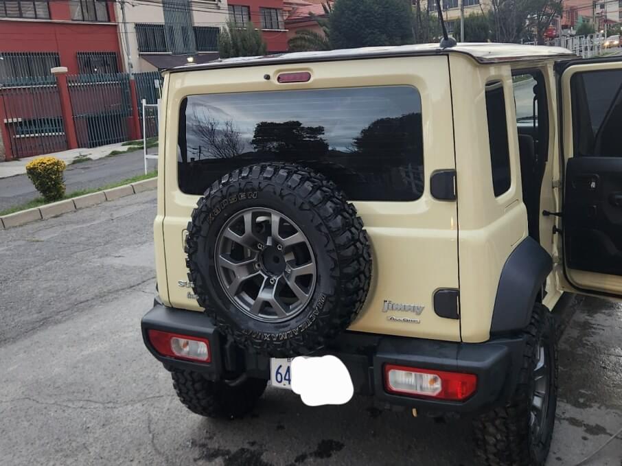 SUZUKI NEW JIMNY 2025 13.000 Kms.