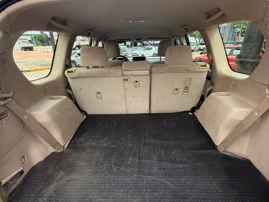 TOYOTA LAND CRUISER 2013 140.918 Kms.