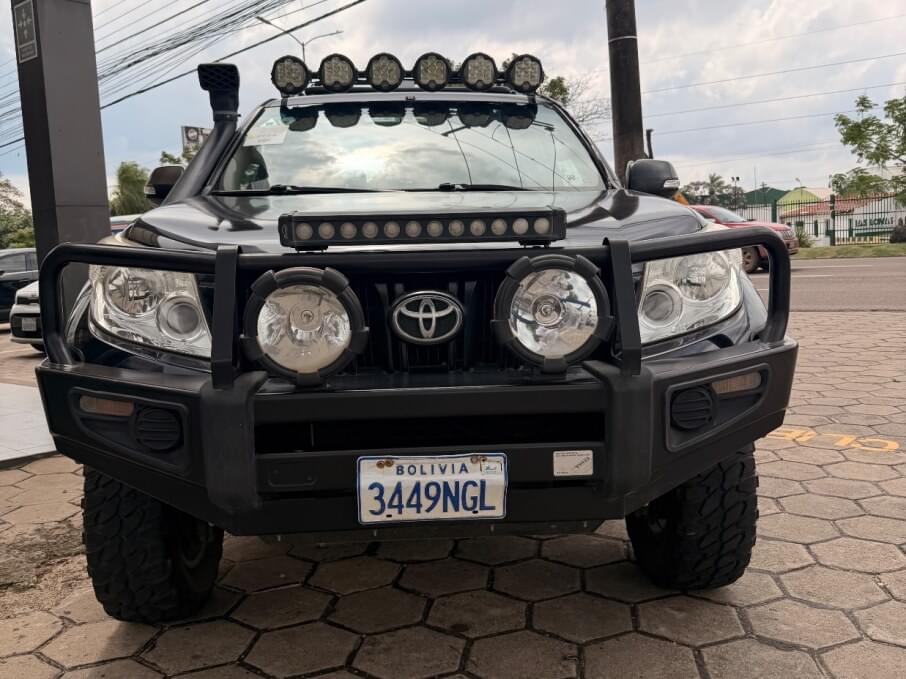TOYOTA LAND CRUISER 2013 140.918 Kms.
