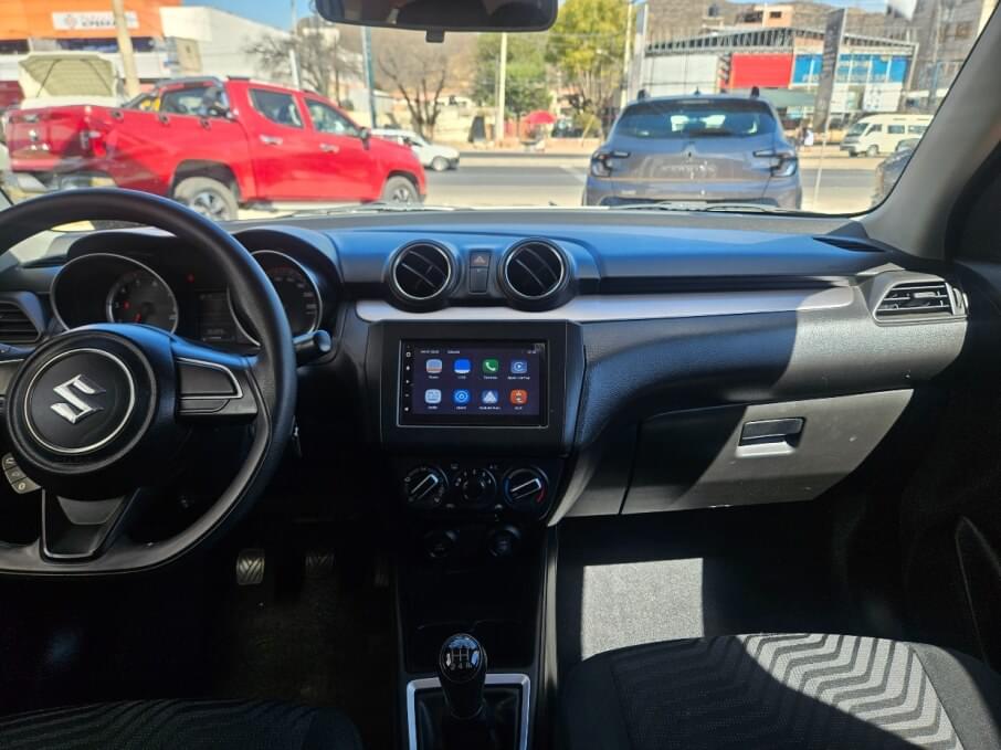 SUZUKI SWIFT 2022 36.900 Kms.