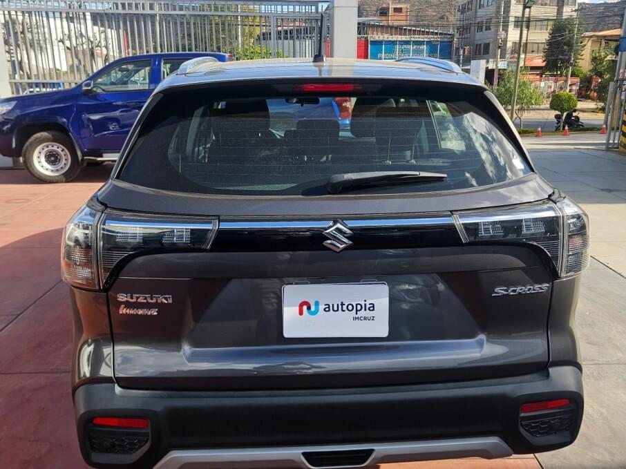 SUZUKI S-CROSS 2024 9.000 Kms.