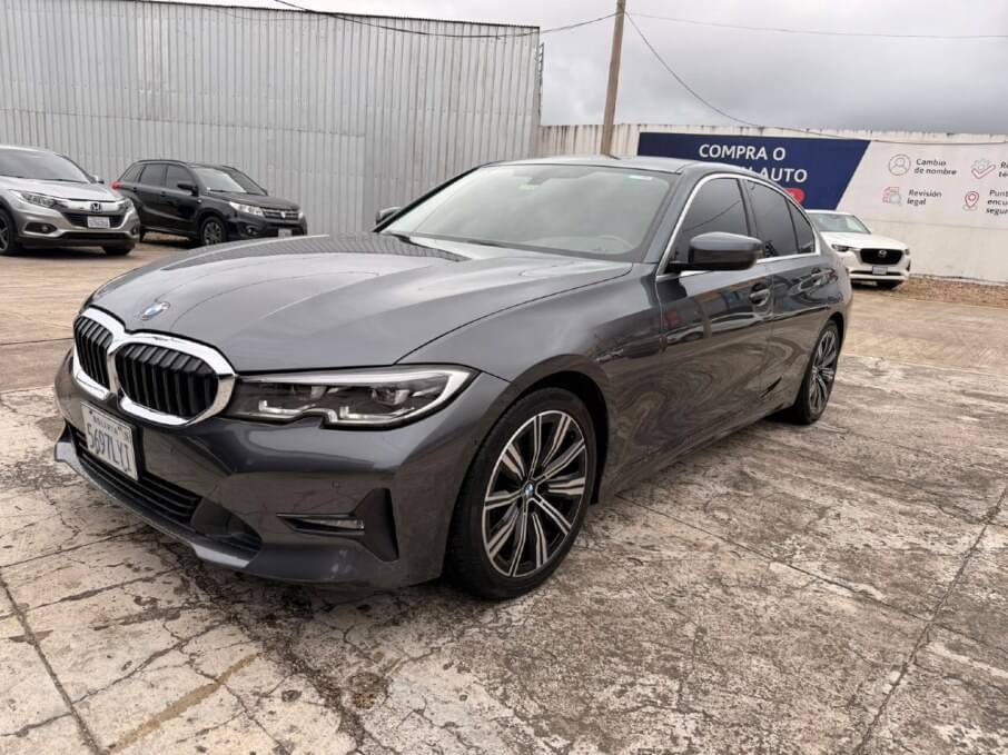 BMW 320 2022 27.464 Kms.