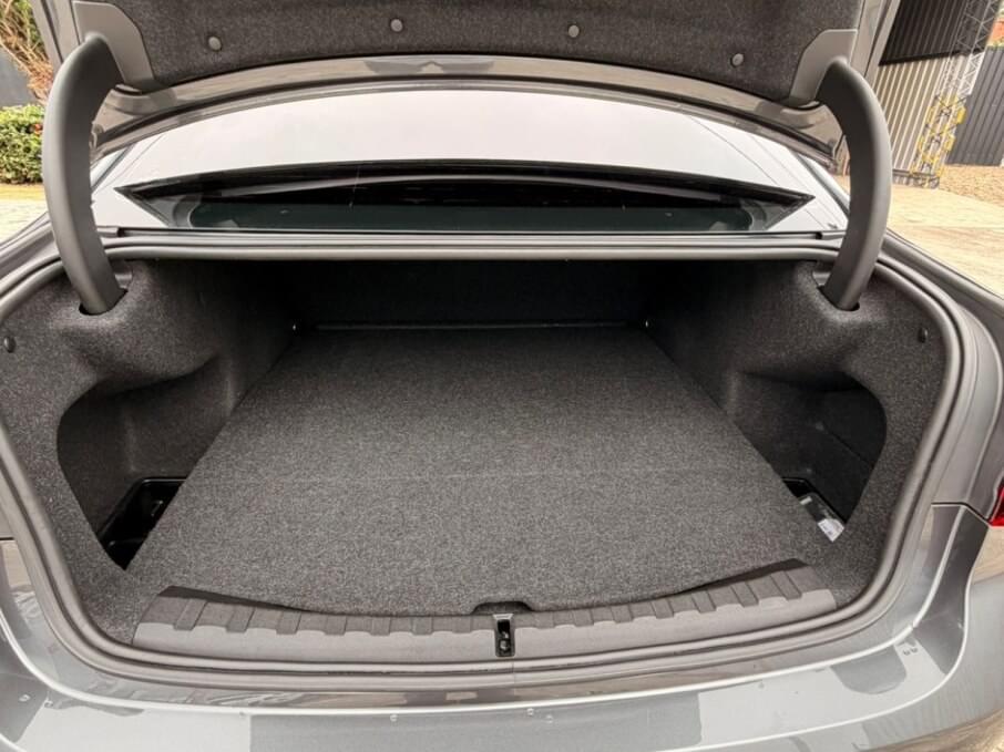 BMW 320 2022 27.464 Kms.