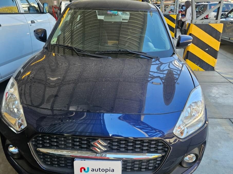 SUZUKI SWIFT 2025 7.200 Kms.