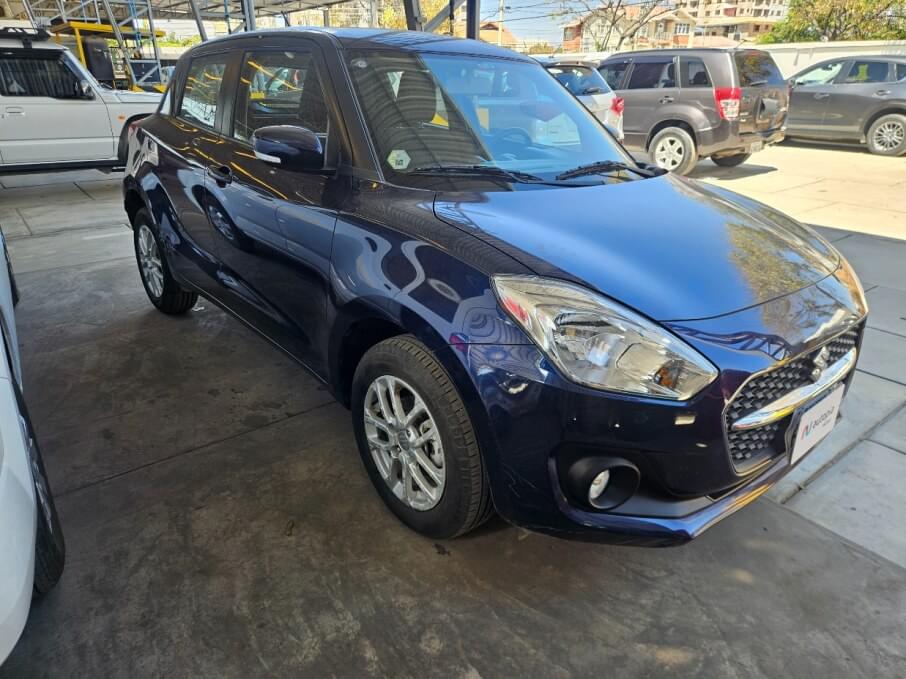 SUZUKI SWIFT 2025 7.200 Kms.