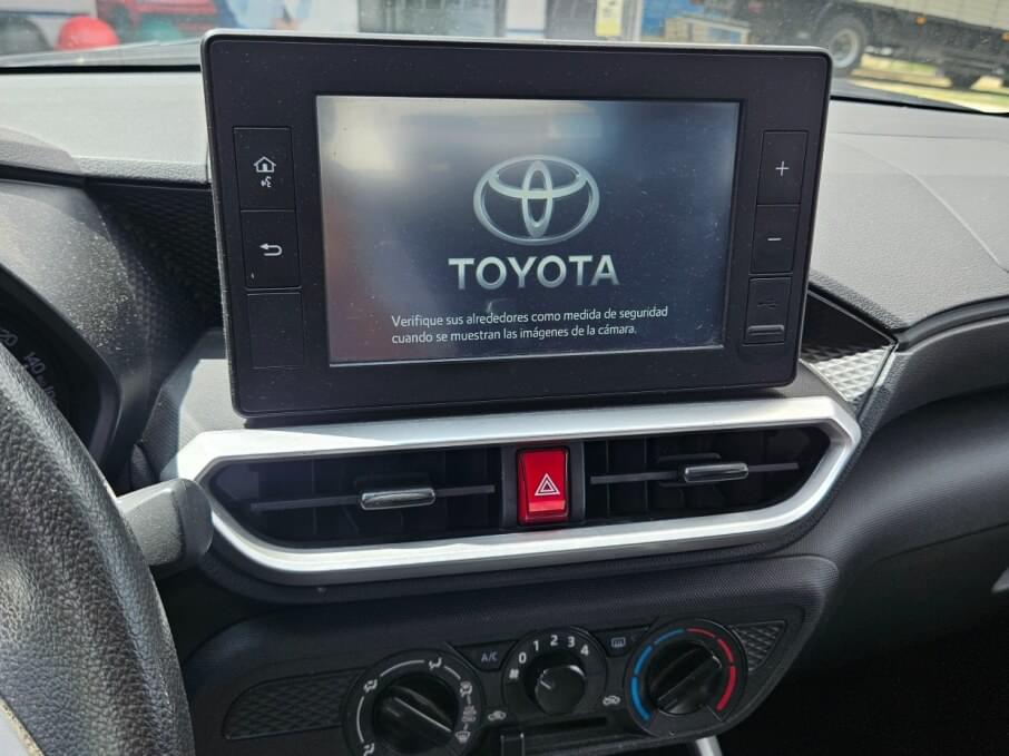 TOYOTA RAIZE 2023 33.900 Kms.