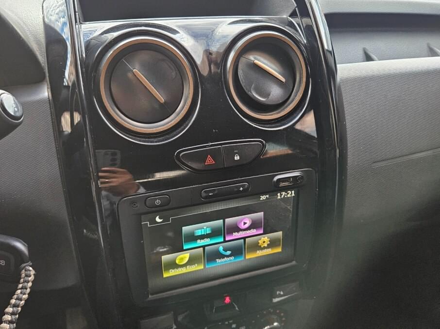 RENAULT DUSTER 2020 73.600 Kms.