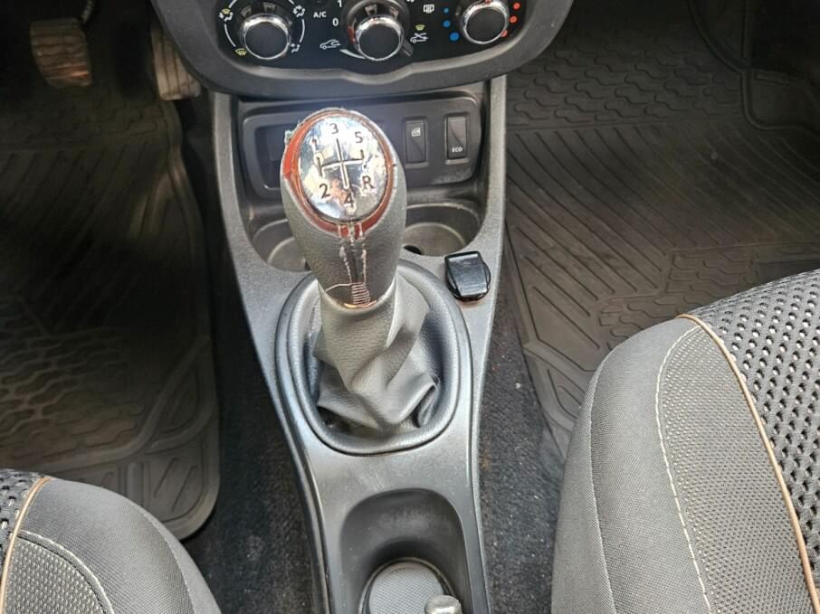 RENAULT DUSTER 2020 73.600 Kms.