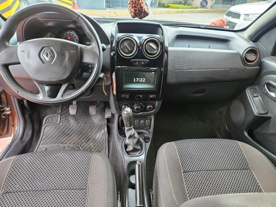 RENAULT DUSTER 2020 73.600 Kms.