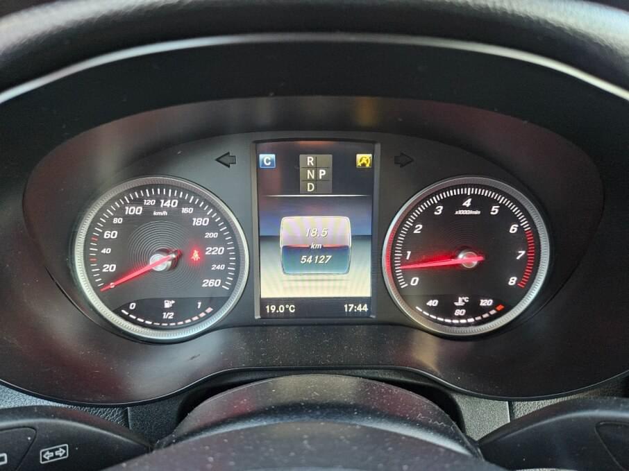 MERCEDES BENZ GLC 250 2017 54.200 Kms.