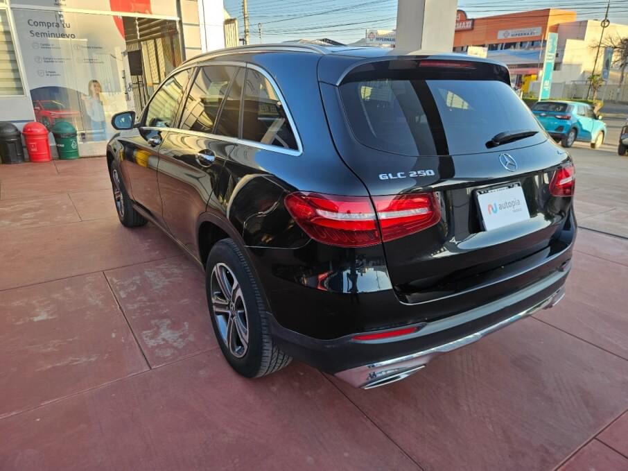 MERCEDES BENZ GLC 250 2017 54.200 Kms.