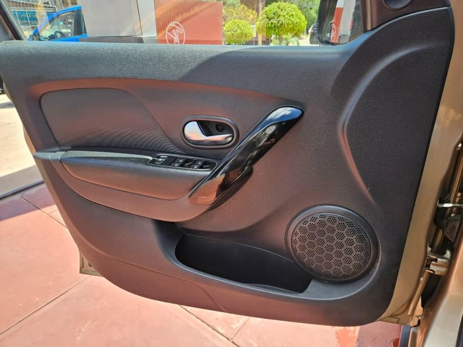RENAULT STEPWAY 2024 54.800 Kms.