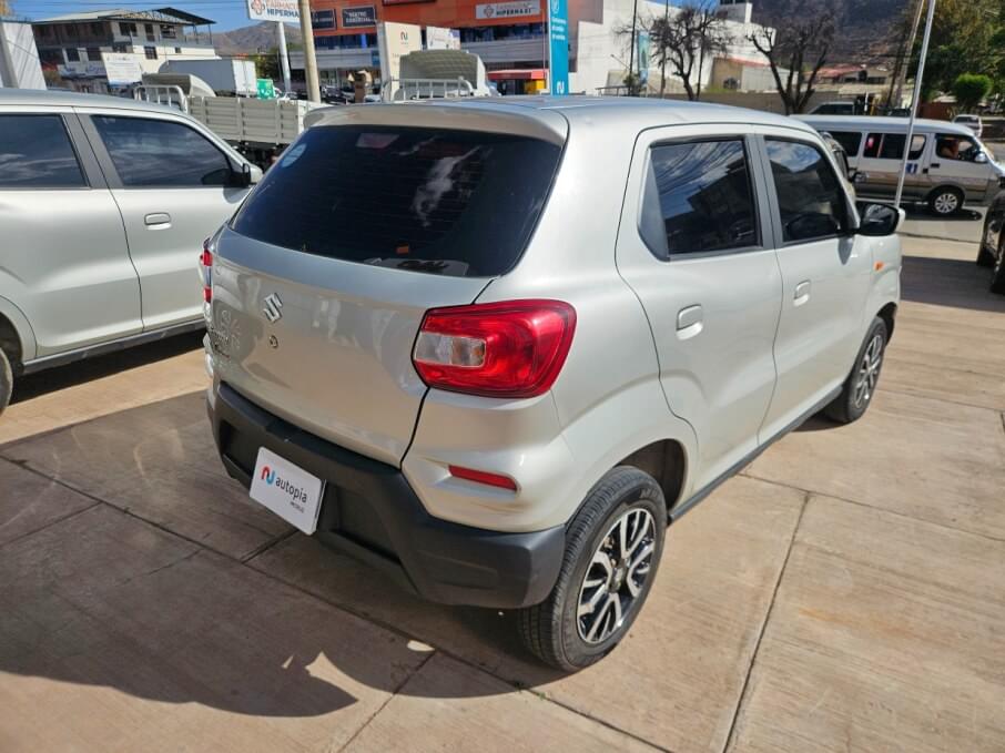 SUZUKI S-PRESSO 2024 117.200 Kms.