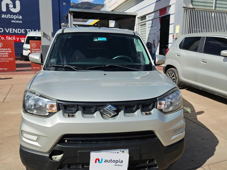 SUZUKI S-PRESSO 2024 117.200 Kms.