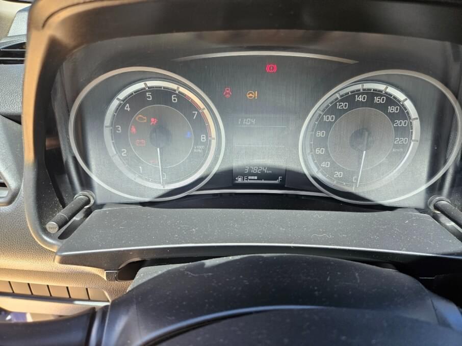 SUZUKI DZIRE SEDAN 2020 38.000 Kms.