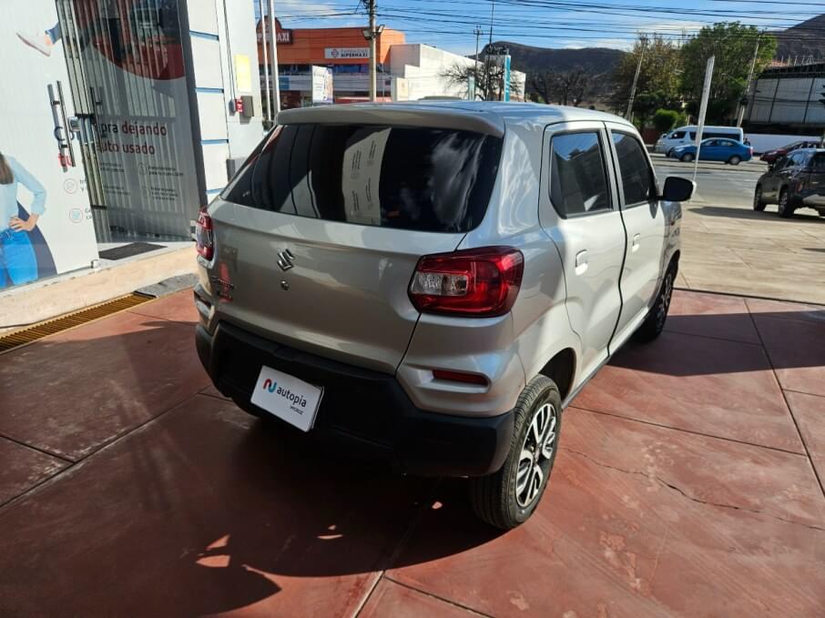 SUZUKI S-PRESSO 2023 105.700 Kms.