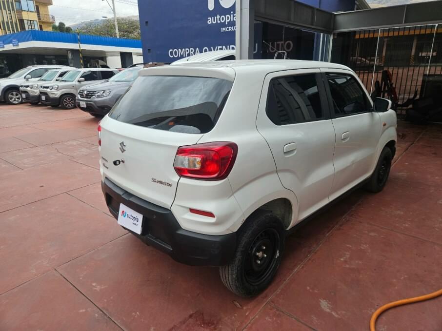 SUZUKI S-PRESSO 2023 99.300 Kms.