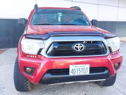 TOYOTA TACOMA 2013 128.000 Kms.