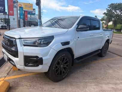 TOYOTA HILUX 2023 47.739 Kms.