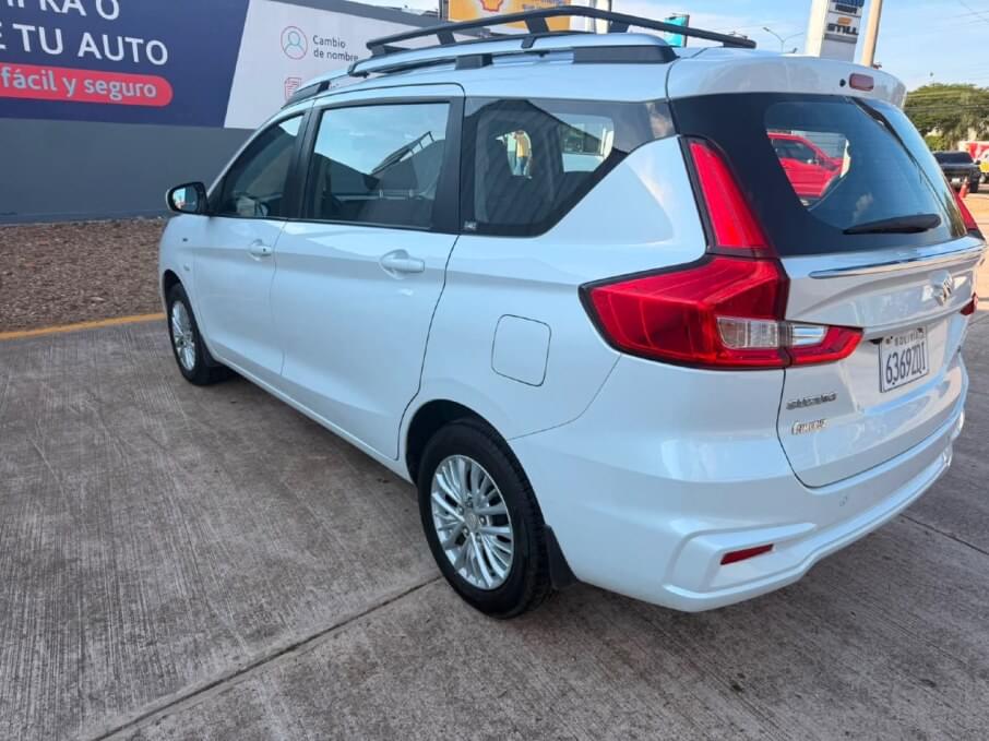 SUZUKI ERTIGA 2023 18.543 Kms.