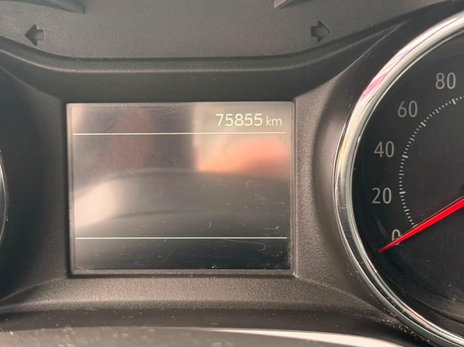 CHEVROLET TRACKER 2023 75.855 Kms.