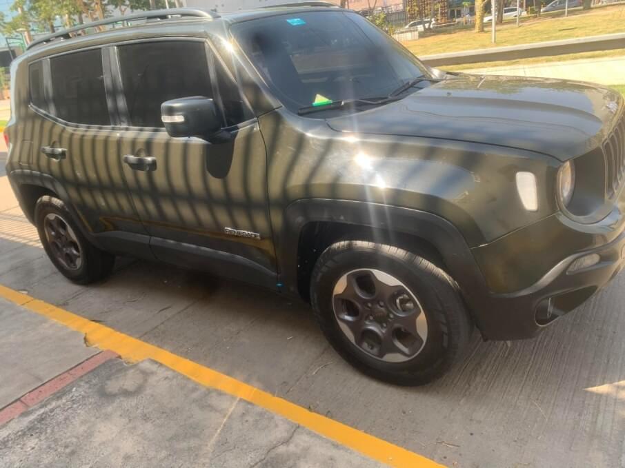 JEEP RENEGADE 2022 40.000 Kms.