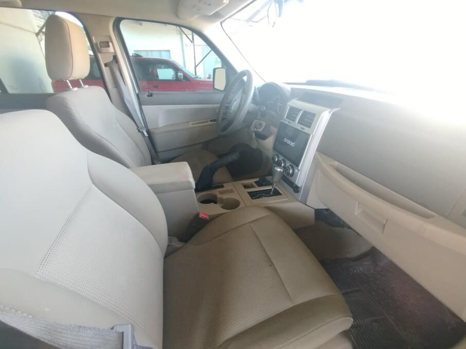 JEEP LIBERTY 2008 99.000 Kms.