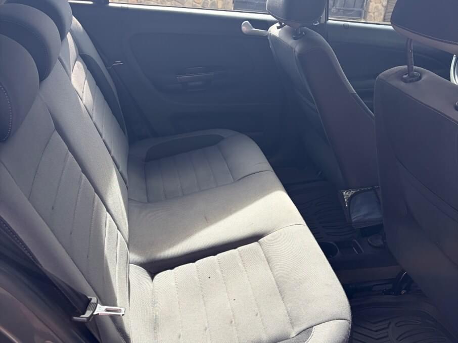 VOLKSWAGEN GOL 2017 74.492 Kms.