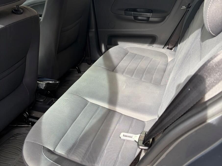 VOLKSWAGEN GOL 2017 74.492 Kms.