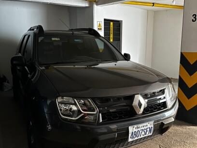 RENAULT DUSTER 2019 82.000 Kms.