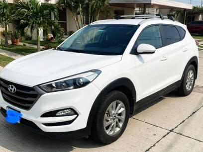 HYUNDAI TUCSON 2017 119.000 Kms.