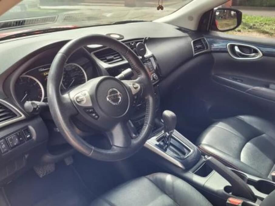 NISSAN SENTRA 2019 49.800 Kms.