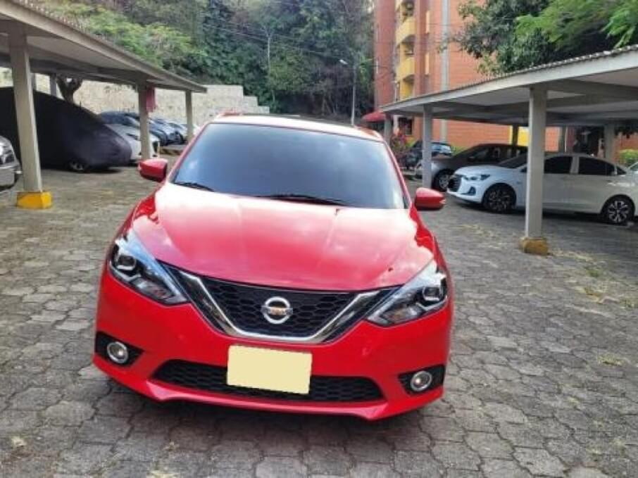 NISSAN SENTRA 2019 49.800 Kms.