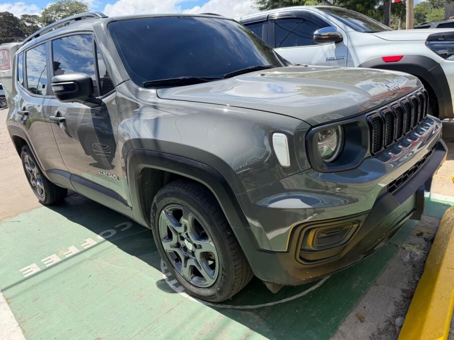 JEEP RENEGADE 2023 27.000 Kms.