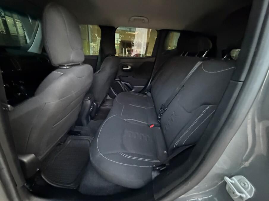 JEEP RENEGADE 2023 28.000 Kms.