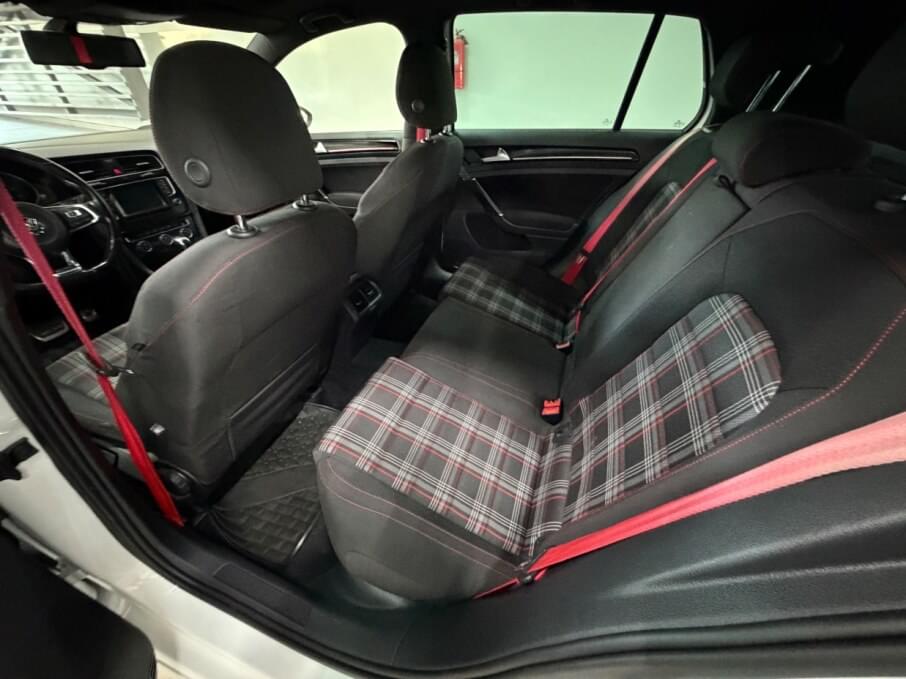 VOLKSWAGEN GOLF 2015 103.000 Kms.