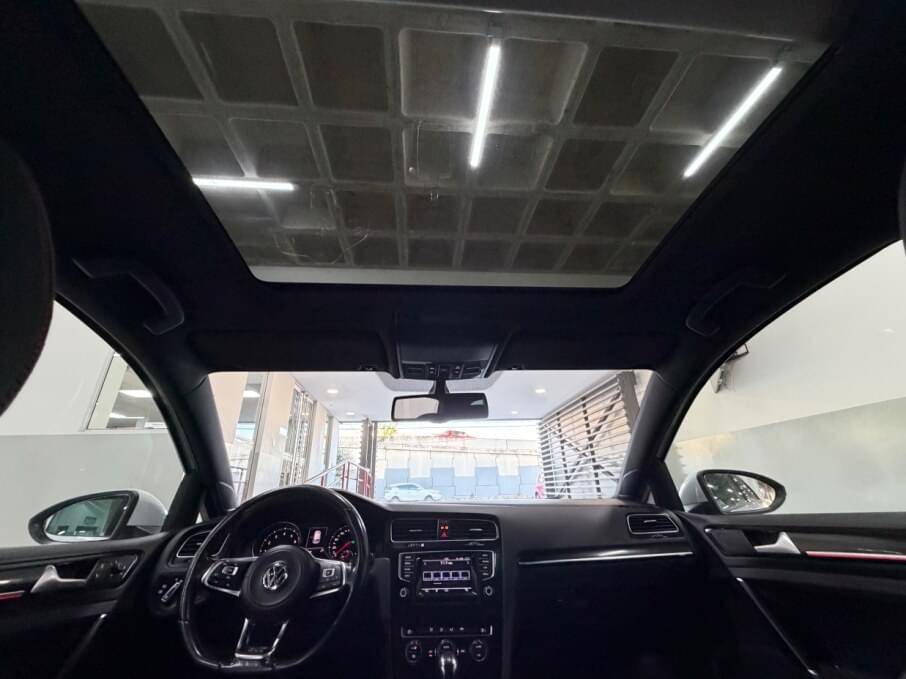 VOLKSWAGEN GOLF 2015 103.000 Kms.