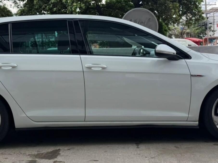 VOLKSWAGEN GOLF 2015 103.000 Kms.