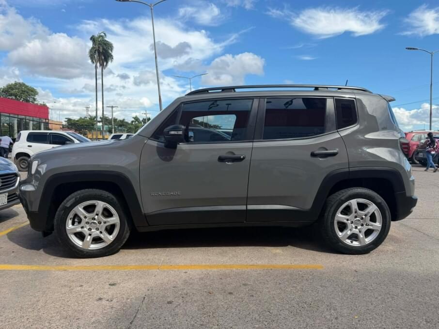 JEEP RENEGADE SPORT 4X2 2024 27.000 Kms.