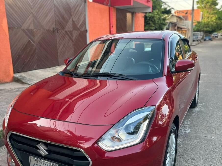 SUZUKI DZIRE SEDAN 2024 18.100 Kms.