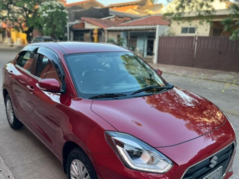 SUZUKI DZIRE SEDAN 2024 18.100 Kms.