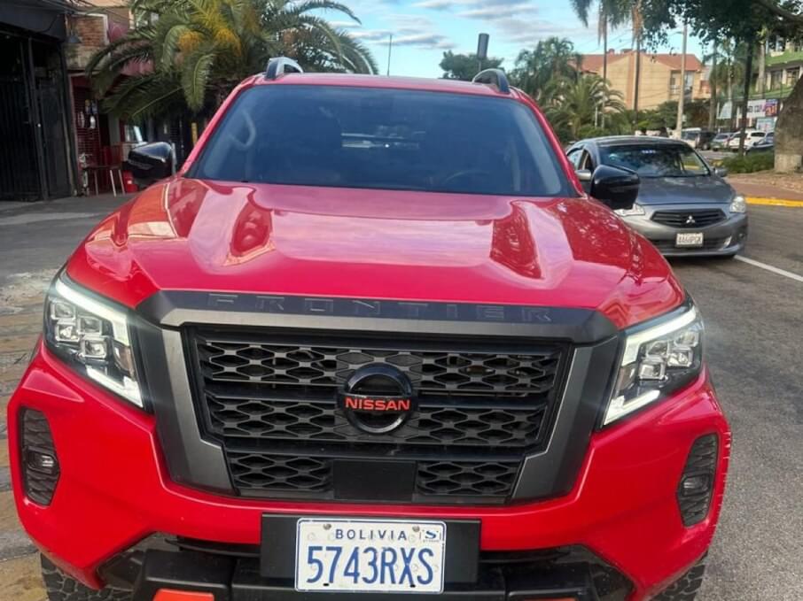 NISSAN FRONTIER 2022 58.000 Kms.