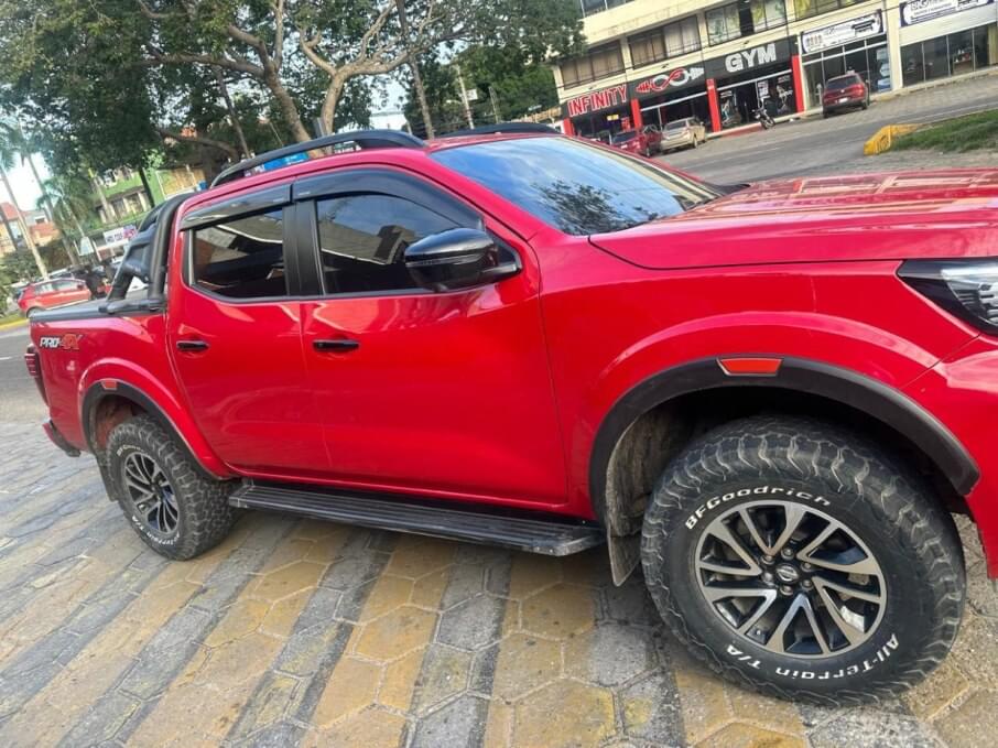 NISSAN FRONTIER 2022 58.000 Kms.